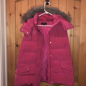 TALBOTS size large  pink winter puffer vest!